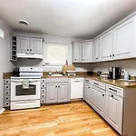 Charming 3Br Apartment In The Heart Of Richmond